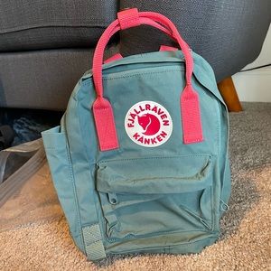 Fjallraven Kanken Mini Backpack